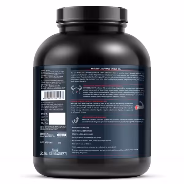MuscleBlaze Mass Gainer XXL back label detailing its 1:3 protein to carb ratio, 5 protein sources, and added vitamins